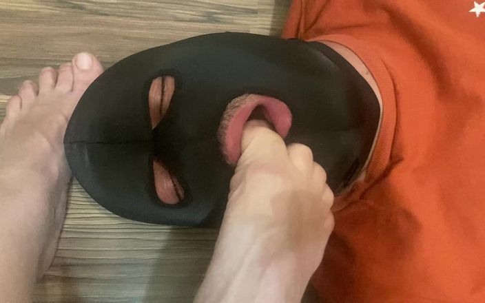PriyaNaavya: Adore mes pieds après une longue journée