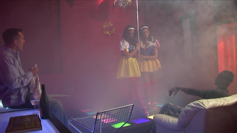Hand Lotion Studios: Bubble butt stripper sisters share BBC