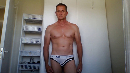 Hunggaystudza: Красива, м'язисті південноафриканські смужки, грає і кінчає!