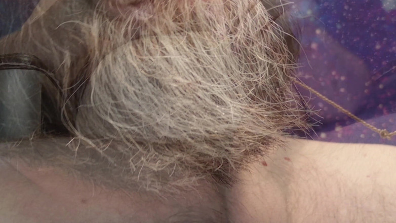 JJ7779: 새 섹스홀로 내 자지를 따먹는 솔로