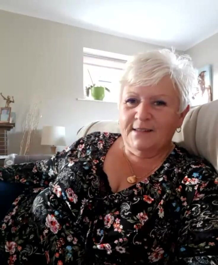 Uk Joolz: Stream bermula pada 02/11/2020 10:42 di