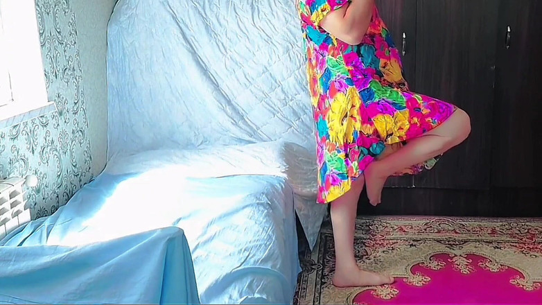 Kitty_Cross: Söt i rosa, smutsig i tankar