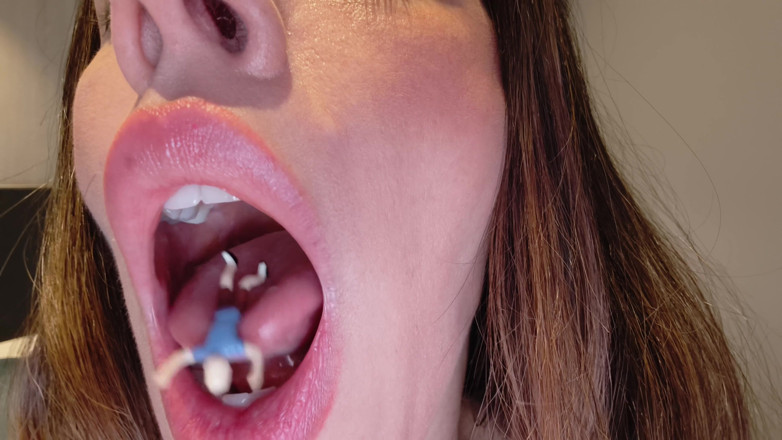 annikarain: Femdom CEI Giantess