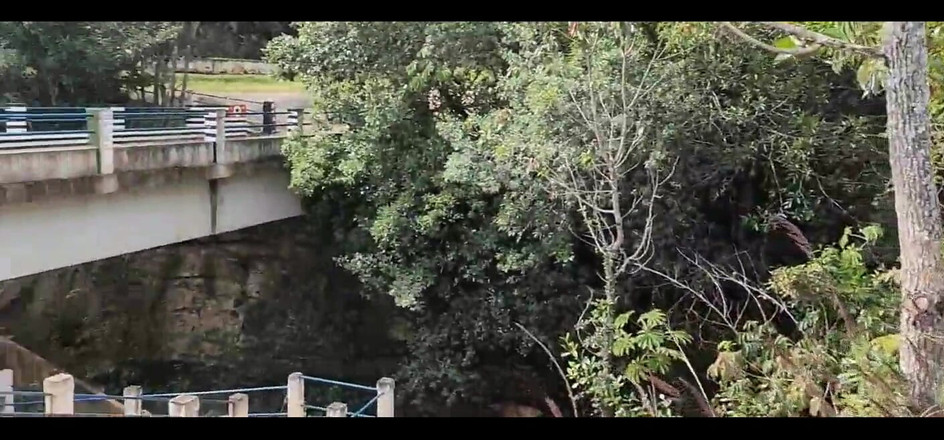 Bruxo fire: Sentiero, cascata e un sacco di sesso in pubblico!