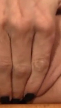 Magra mora dà il suo primo gloryhole
