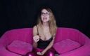 Lady Mesmeratrix Official: Сексуальна мамка розмовляє брудно італійською - інструкція з дрочки