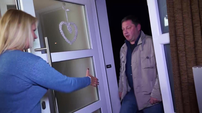 Porno Cloud: जर्मन गृहिणी