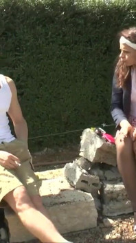 Fumar al aire libre y follada anal cachonda