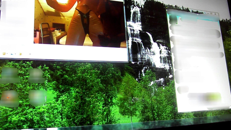 Mark Hannes: Sexdoll neukpartij masturbatie live op Skype