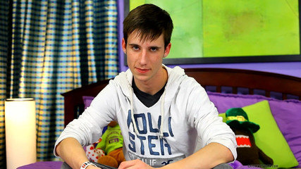 Lollipop Twinks: Temu bual "mengecil" dengan Adrian