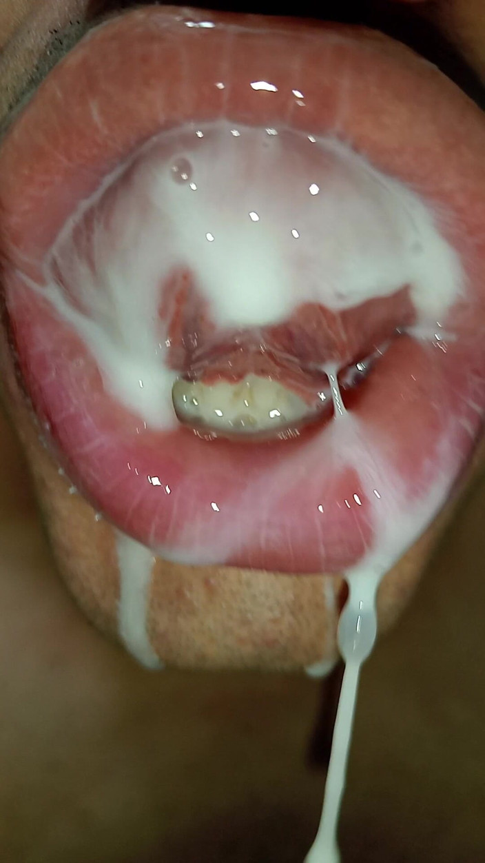 Rey rey: Miluji sperma v ústech, dlouhý jazyk, polibek, Šest balení, Fitness Posilovna, Submisivní,...