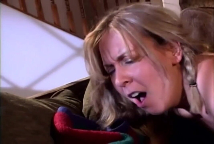 Anal X: Hot anal moment at home alone