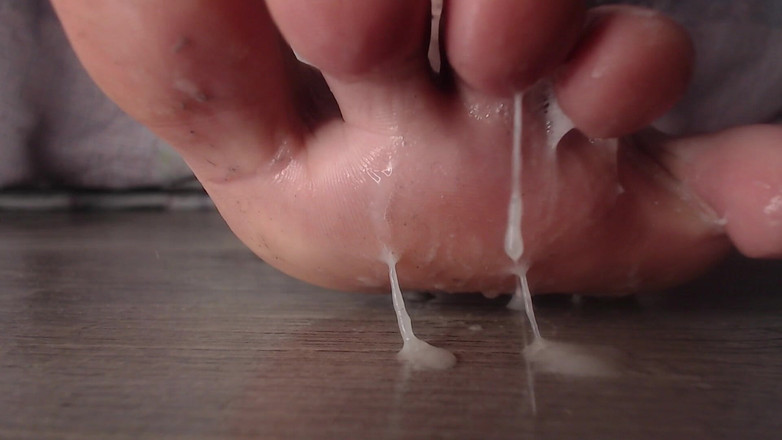 Hunky time: Alpha Cums