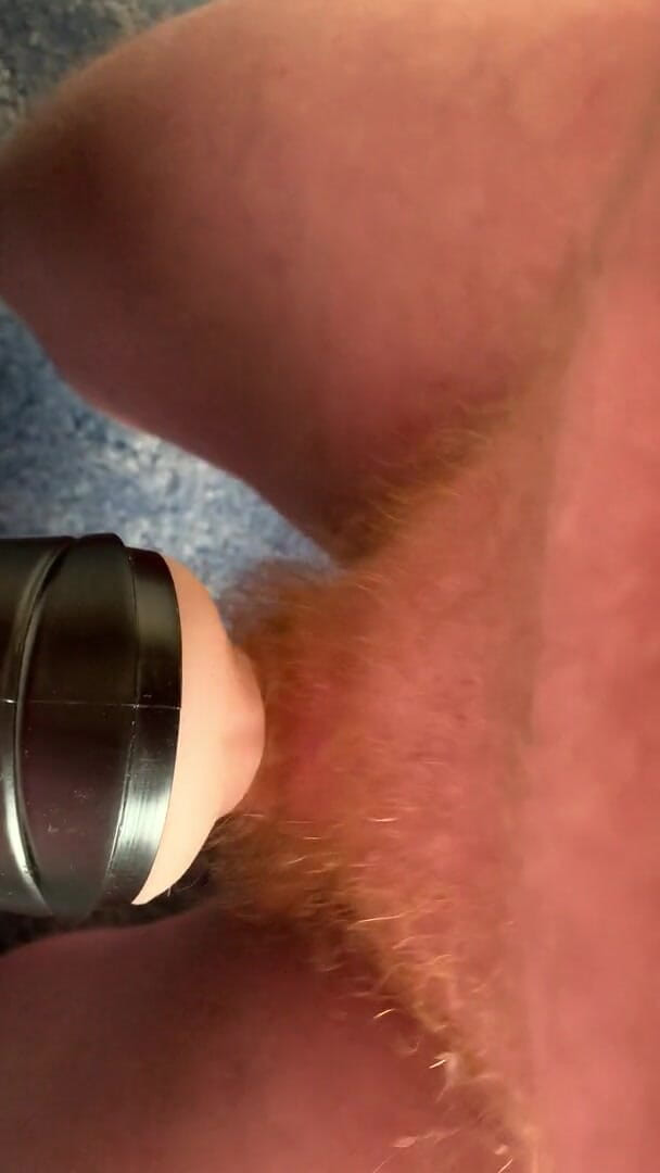 Gingerpubes: Šukám svoji fleshlight