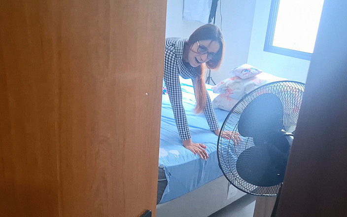 ksalnovinhos: Isteri ditangkap di rumah dikongkek oleh lelaki kolam rumah!