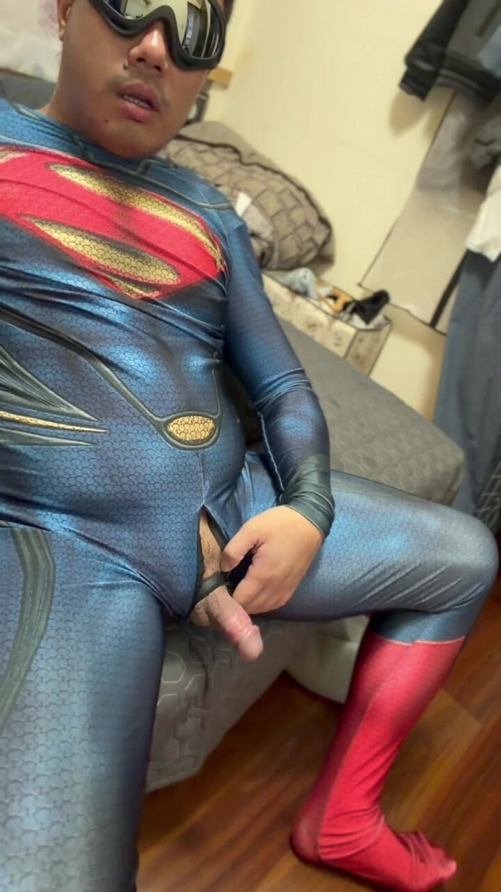 Bear Li: Fat Superman Is in Spring