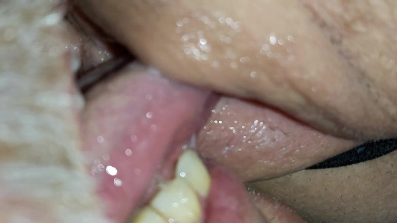 Juicy Joseph: İç çamaşırlı aşıklar - fırtınalı pazartesi - tam gözlerde