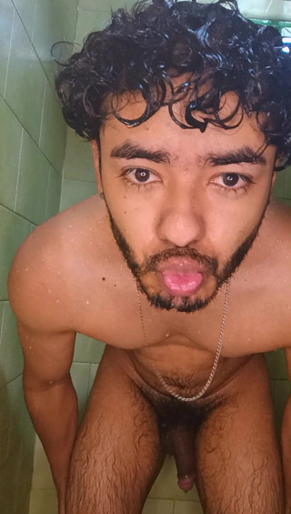 Tommhot: Viens prendre un bain avec papa Tomas