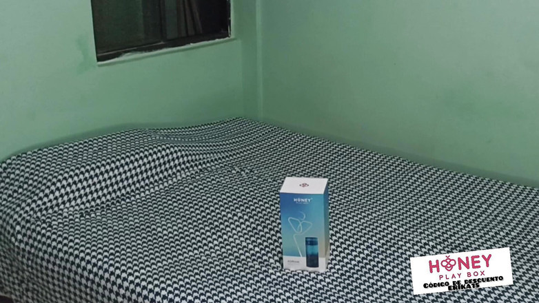 Swingersamateur40: Meine stiefschwester fickt den großen schwanz meines mannes, während ich...