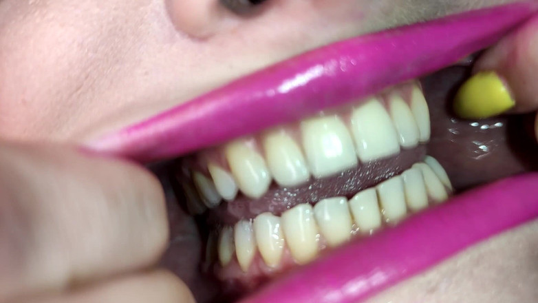 Princess18_: Mouth Tour