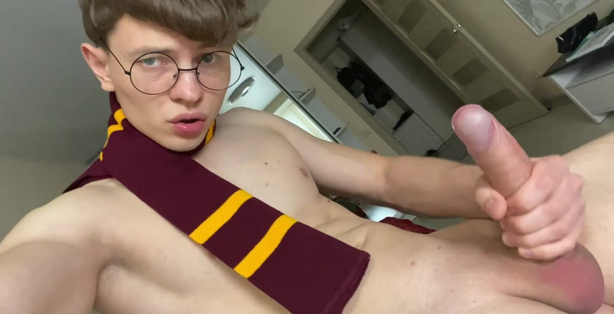 rushlightDante: Tu Harry Potter más sexy. ¿Qué tal truco mágico, Hmm?