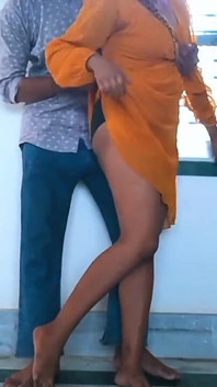19 Years Ki Ladki Apni Ghar Walo Ko Jhut Bolke Apni Premik Ke Sath Chudai Karne Chali Gayi
