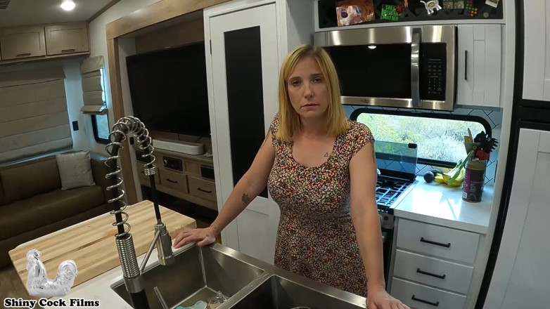 Jane Cane: Stepson catches stepmom selling stepdad's secrets