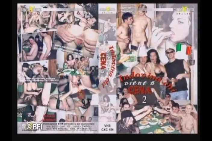 Merciless Deep Fuck: इतालवी गर्भवती सौतेली मम्मी की जोरदार सामूहिक चुदाई होती है।