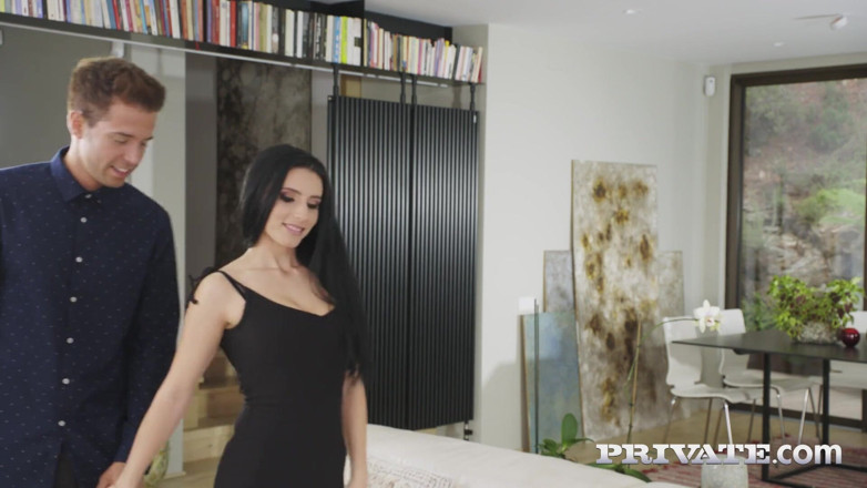 Private.com: Nelly Kent gotowa dać idealny prezent urodzinowy swojemu mężczyźnie