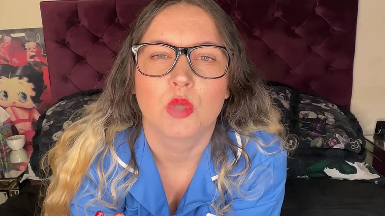 MissFFW: Y tá ffw chế giếm kẻ thua cuộc cu bằng...