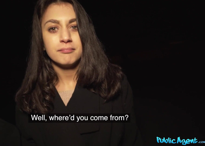 Public Agent: Public Agent - İtalyan turist Francesca Palma yarak emiyor bakış açısı