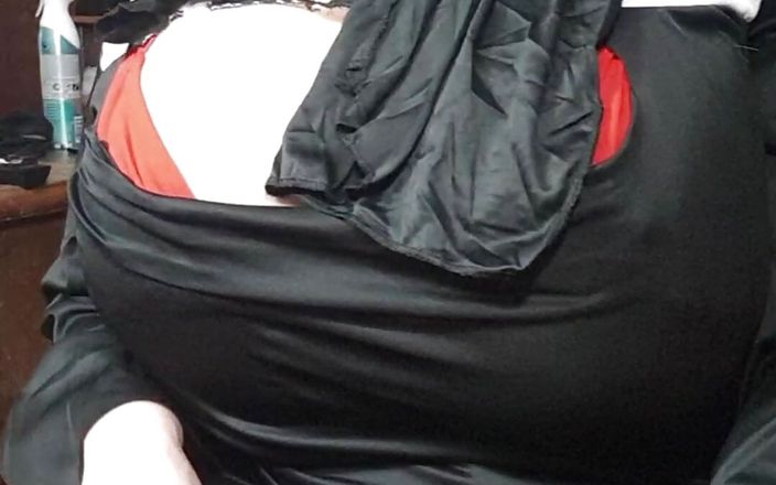 Susi for you xxx: Sexy nun showing pssy