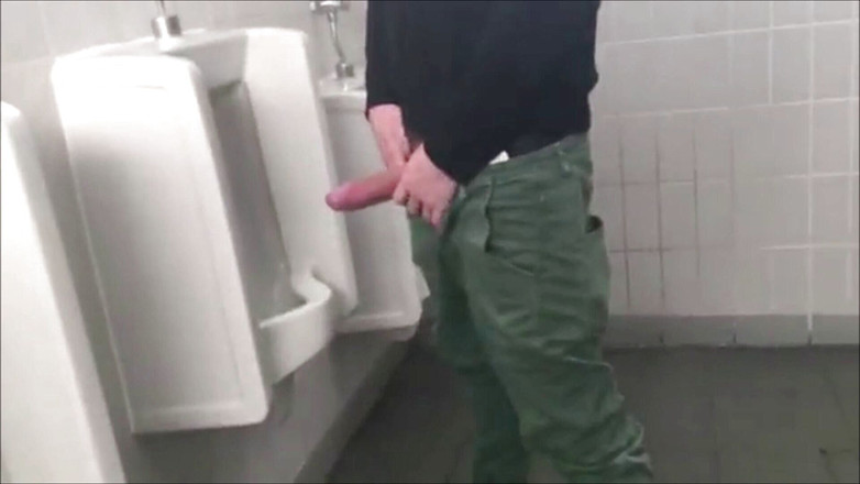 DudeBln: Le hétéro baise le cul d'un homme pour la première...