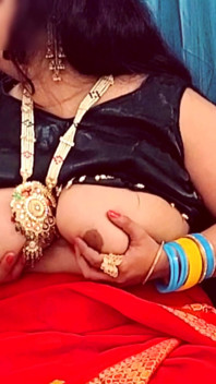 Super Hot Bhabhi Painful Fuck with Creampie Video Scene