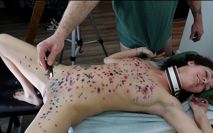 Azure Sky Films: Миниатюрная крошка-милфа Monica, первая горячая игра с воском, трах пальцами, трах киски, лизание киски и кримпай