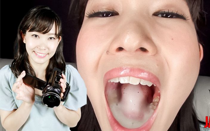 Japan Fetish Fusion: Yui&amp;#039;s Tease - a Selfie Seduction