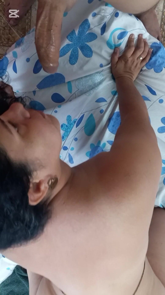 Valkyrieandluigy: Bbw latina scopa