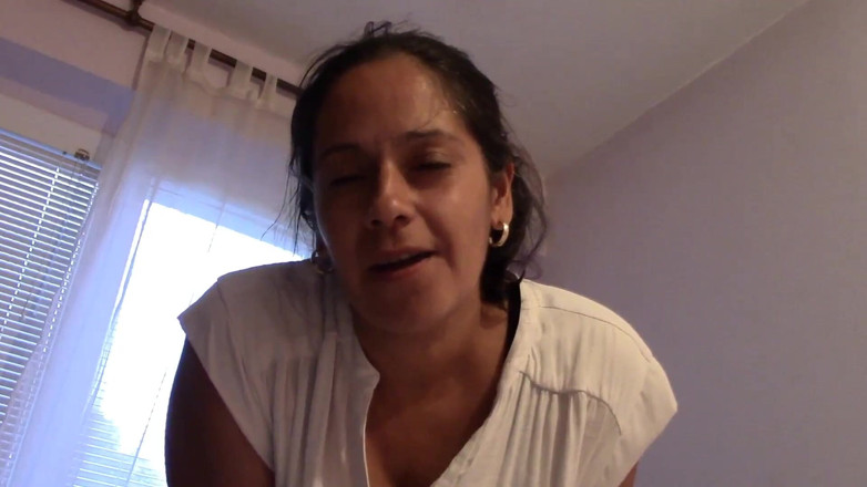 Randy and Deria: Nanny helps a young man cum
