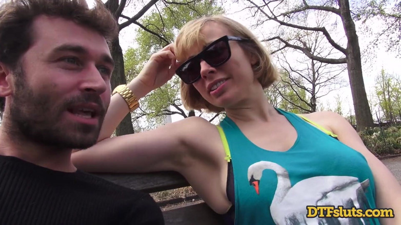 DTFSluts: Blonde slet met grote borsten uit NYC