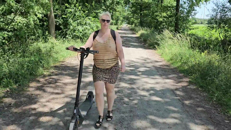 UserBitch1: Frivolous on the Road with the Scooter