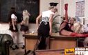 Big Tits for You: Doi adolescenți se joacă cu pizda profesoarei și unul dintre ei...