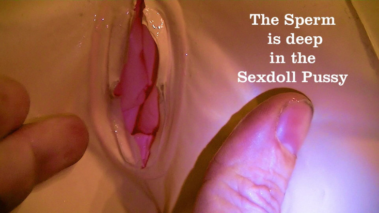 Mark Hannes: セックスドールの中出しファックマスターベーション