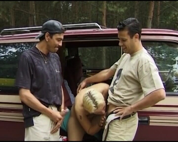 German amateur couples: Blonde Teem z Německa se baví se dvěma ptáky