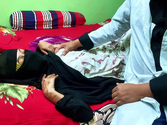 Riya Chowdhury: Doctor Fucked Hard with His Sexy Patient and Feeling Happy