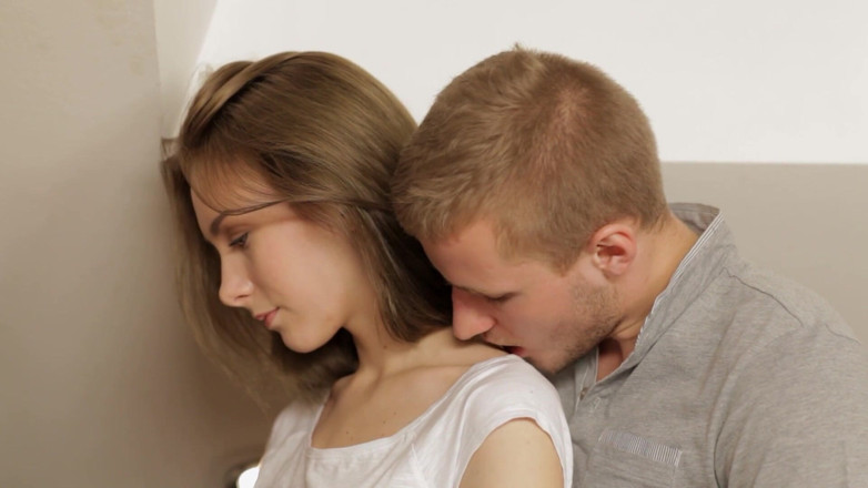 Blazing Teens: Dirty Kinky Bi Teens Love Threesomes!