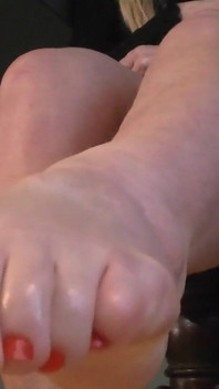 Exy Red Painted Nails.