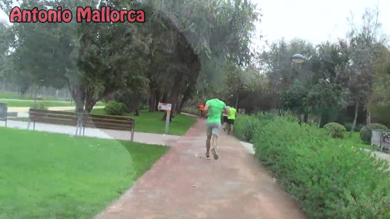 Antonio Mallorca: Kissing a Hot Spanish Girl After a Workout