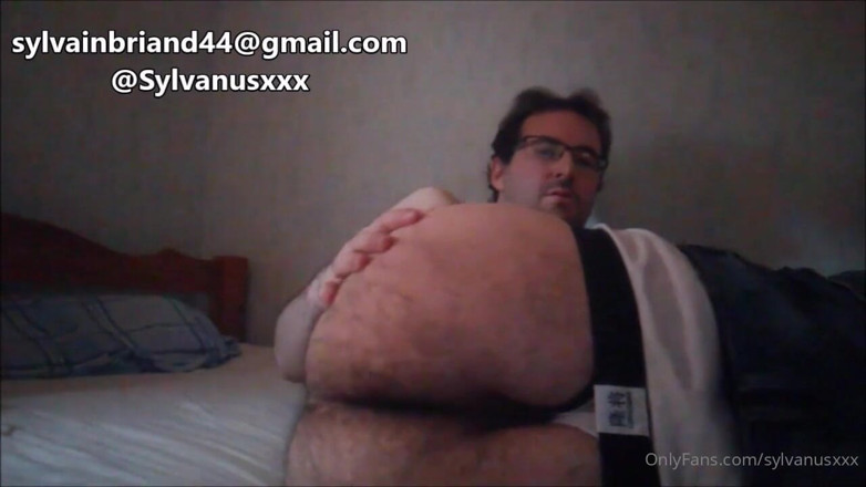 Sylvanus44: I'm looking for my sugar Stepdaddy