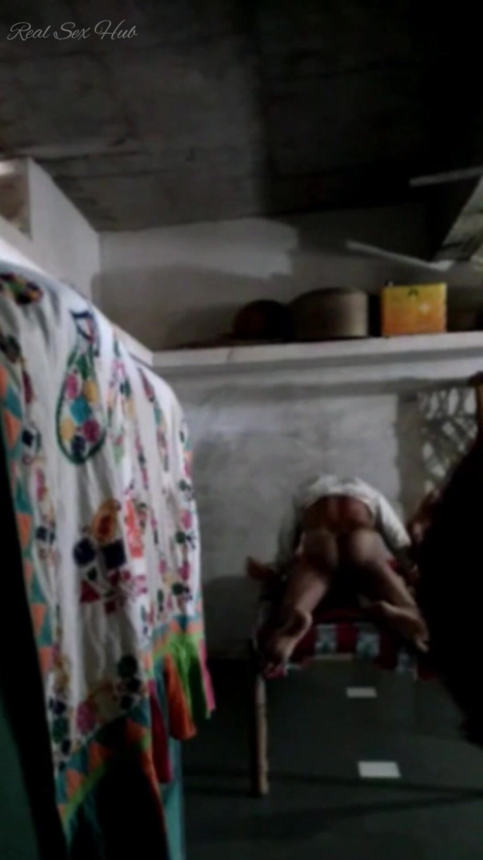 Real sex hub: Eu fodi minha enteada traidora em Village House durante viagem