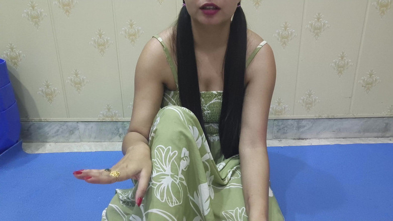 Saarabhabhi6: Traviesa hermanastra coquetea con el caliente hermanastro se corre después...